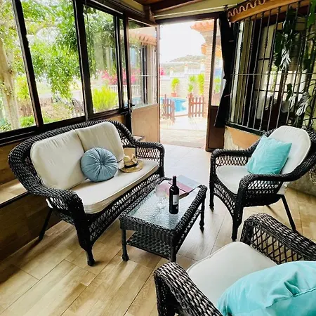 Capricho Villa *
